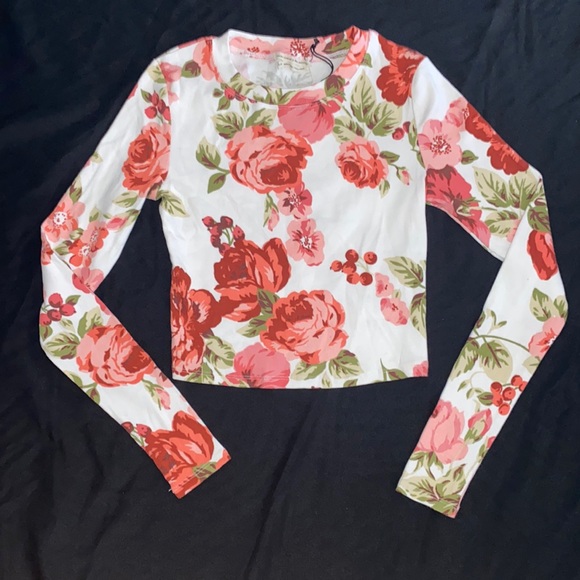Floral crop top - Picture 1 of 2